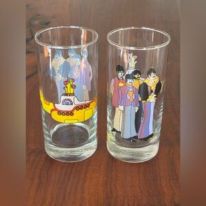 Beatles Yellow Submarine Vandor 2006 Tall Drinking Glasses Set of 2